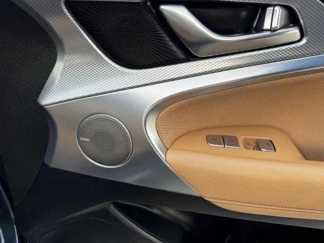 Genesis G70 photo 58