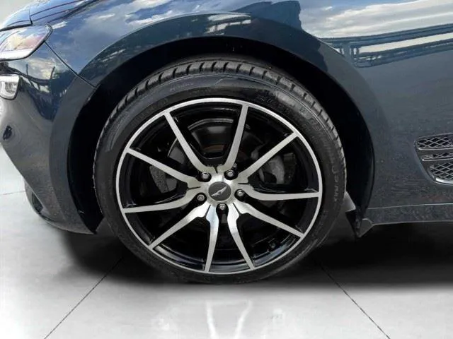 Genesis G70 photo 65