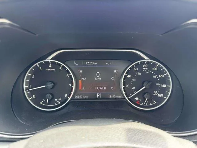 Nissan Maxima photo 23