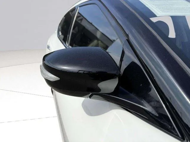 Nissan Maxima photo 10