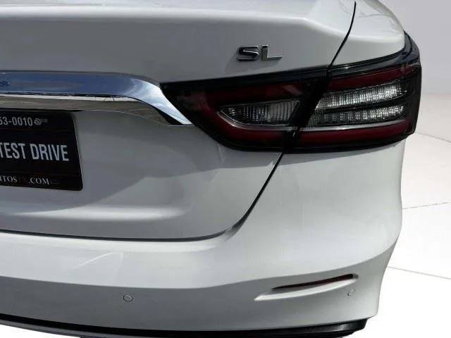 Nissan Maxima photo 16