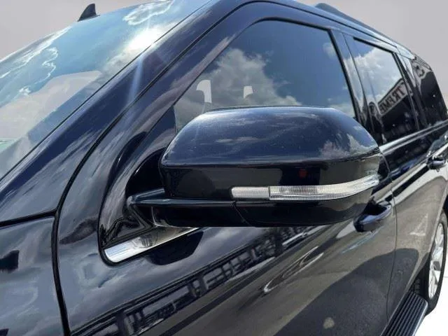 Ford Expedition photo 14