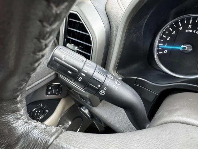 Ford Expedition photo 24