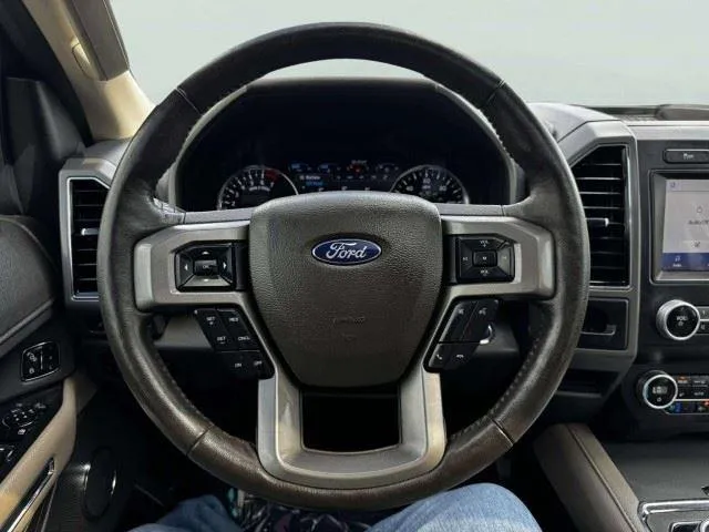 Ford Expedition photo 27
