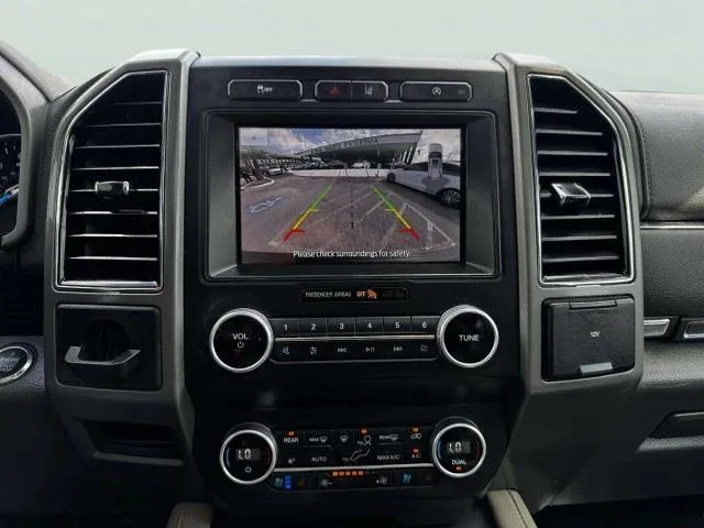 Ford Expedition photo 29