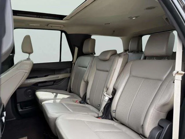Ford Expedition photo 35