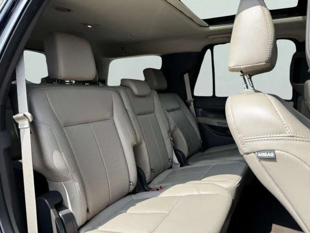 Ford Expedition photo 45