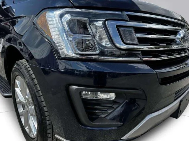Ford Expedition photo 11