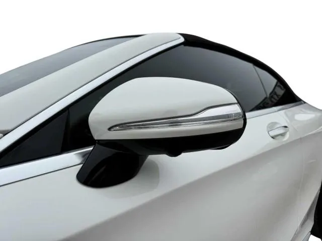 Mercedes-Benz S-Class photo 16