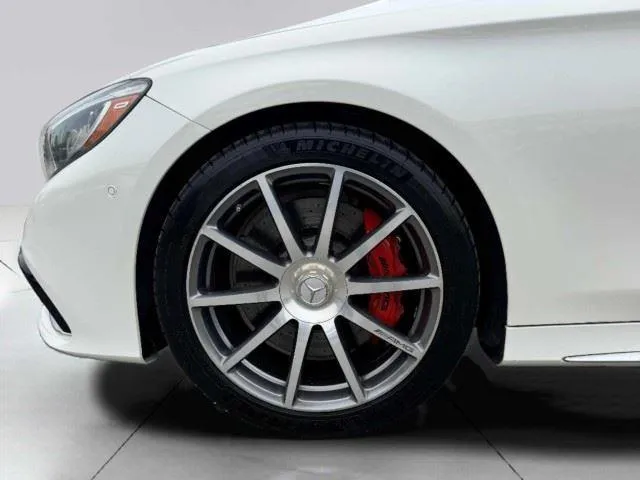 Mercedes-Benz S-Class photo 57