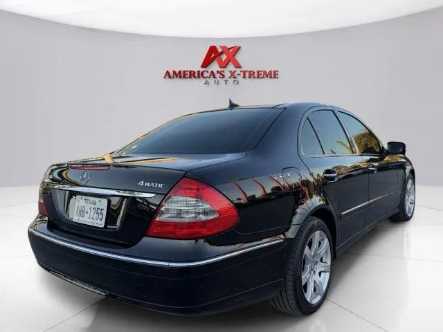 Mercedes-Benz E-Class photo 7