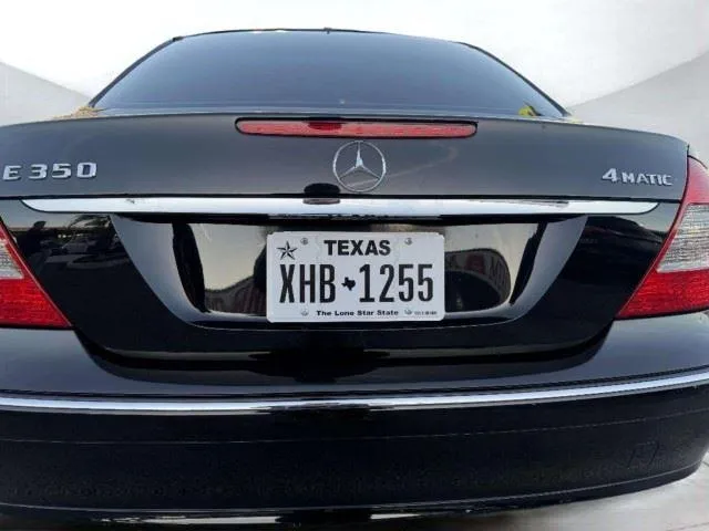 Mercedes-Benz E-Class photo 15