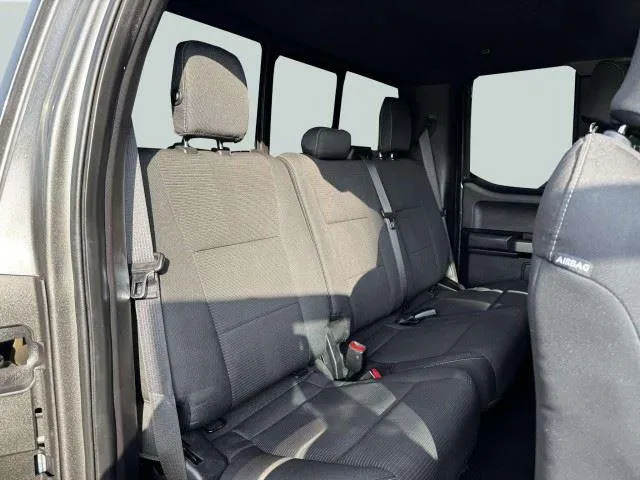 2016 Ford F-150 XLT - Photo 38
