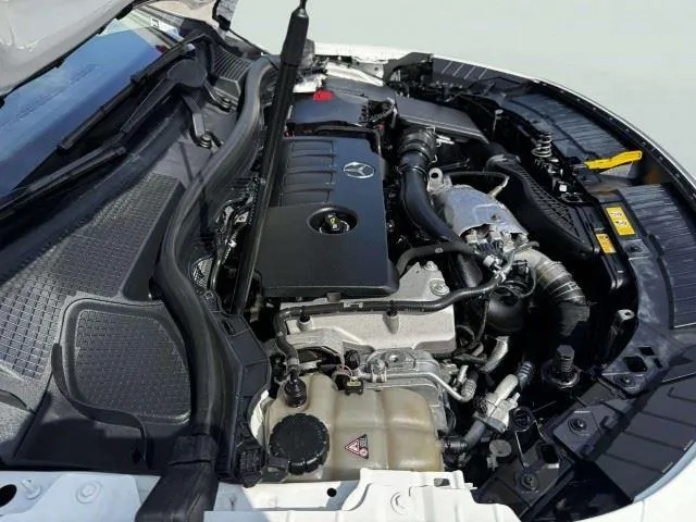 Mercedes-Benz GLA photo 61