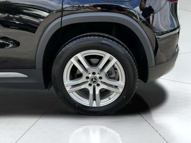Mercedes-Benz GLA photo 55