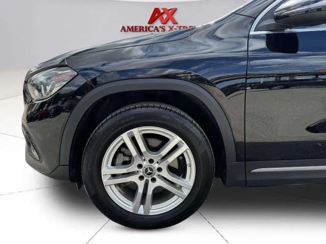 Mercedes-Benz GLA photo 58