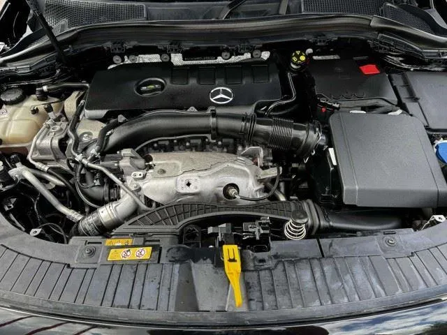 Mercedes-Benz GLA photo 60