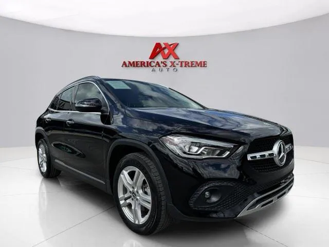 Mercedes-Benz GLA photo 8