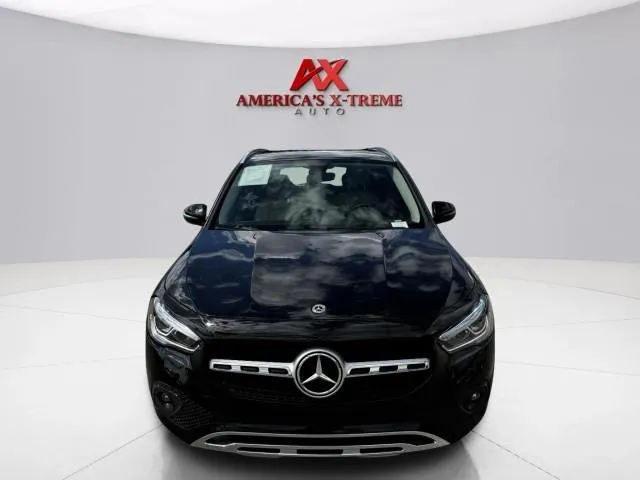 Mercedes-Benz GLA photo 10