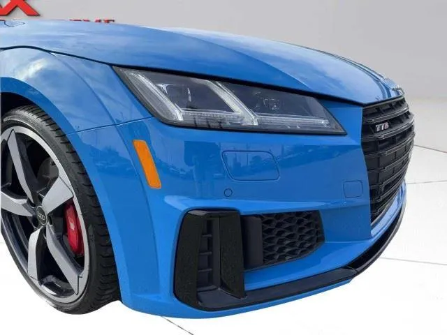Audi TTS photo 11