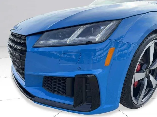 Audi TTS photo 12