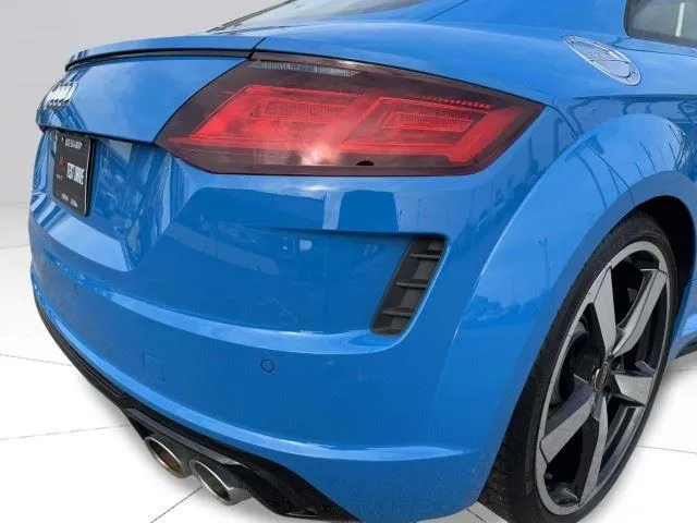 Audi TTS photo 16