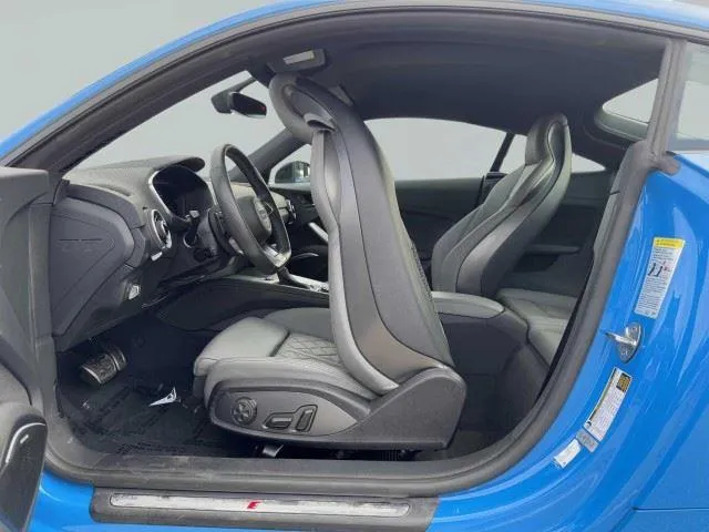 Audi TTS photo 26