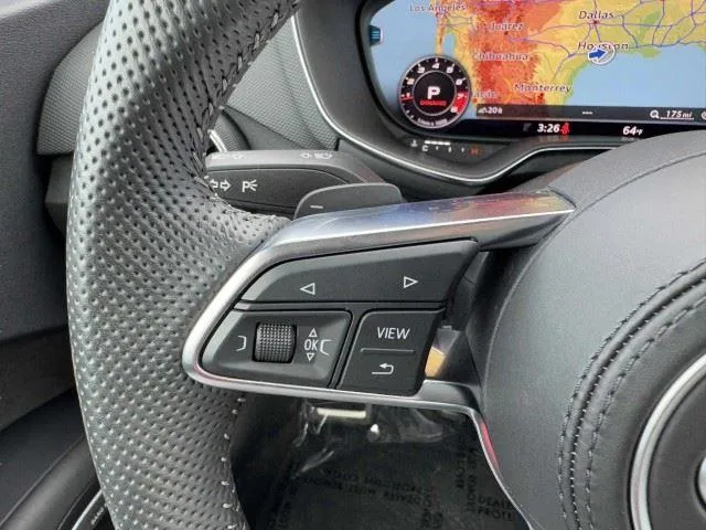Audi TTS photo 33