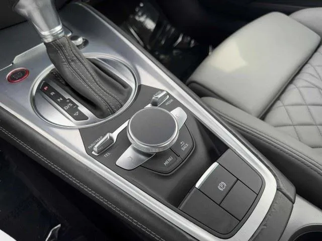 Audi TTS photo 38