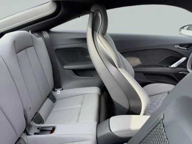 Audi TTS photo 46