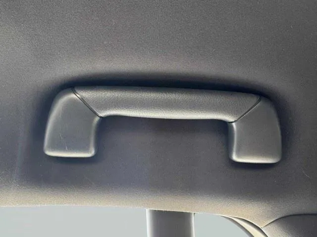 Lexus LS photo 43