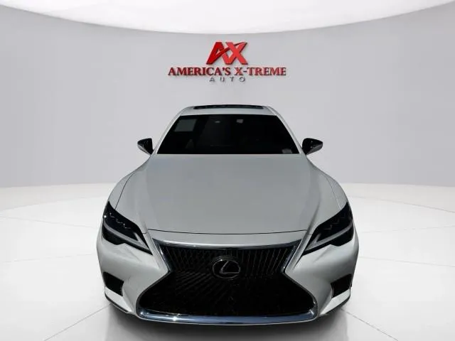 Lexus LS photo 10