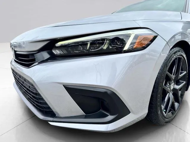 Honda Civic photo 12