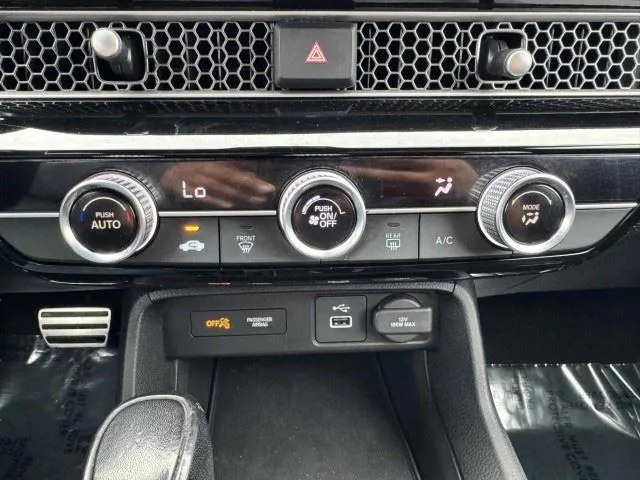 Honda Civic photo 31