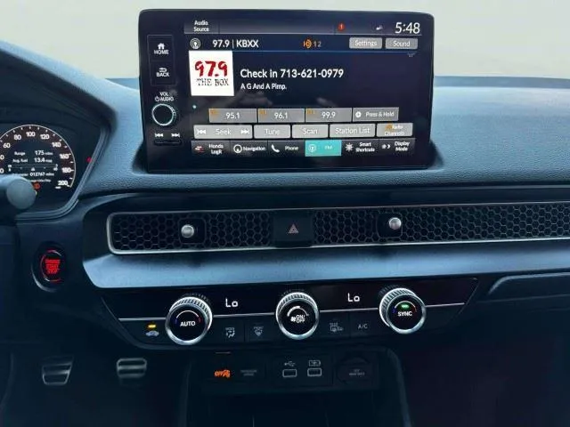 Honda Civic photo 30
