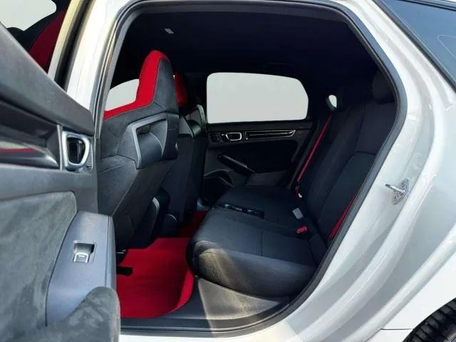 Honda Civic photo 33