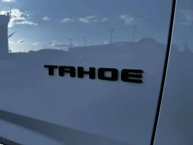 Chevrolet Tahoe photo 11