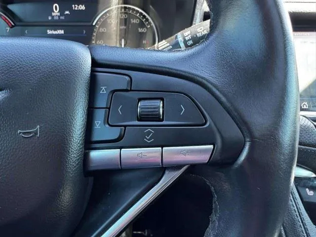 Cadillac XT6 photo 30