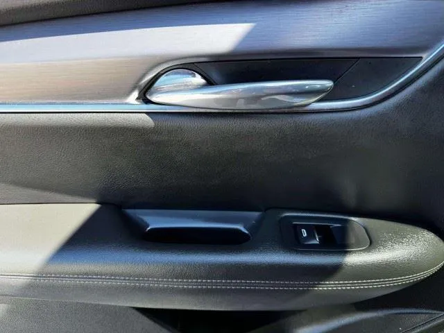 Cadillac XT6 photo 39