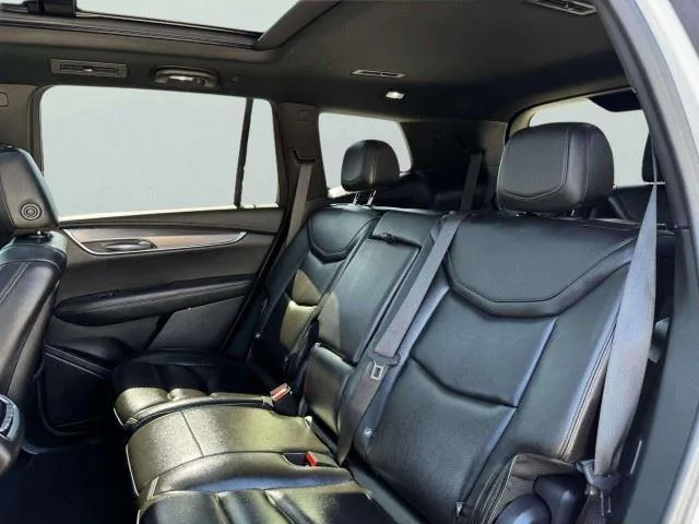 Cadillac XT6 photo 41
