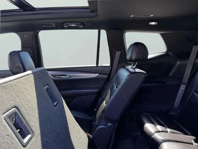 Cadillac XT6 photo 43