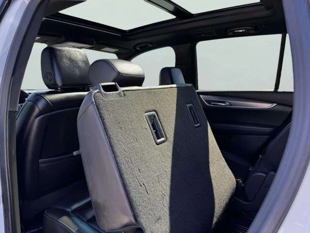 Cadillac XT6 photo 45