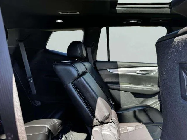 Cadillac XT6 photo 55