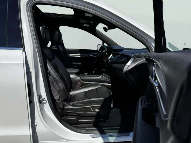 Cadillac XT6 photo 59