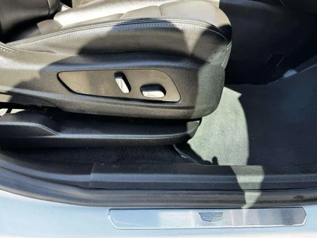 Cadillac XT6 photo 61