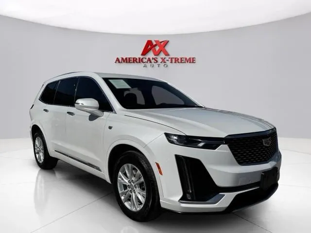 Cadillac XT6 photo 8