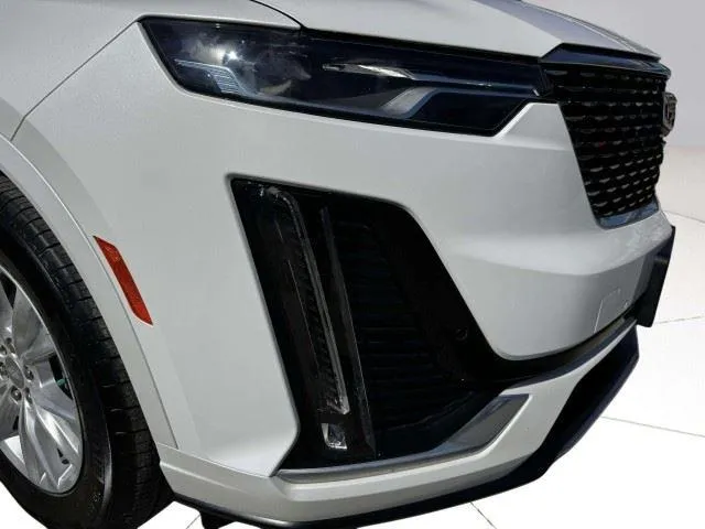 Cadillac XT6 photo 12