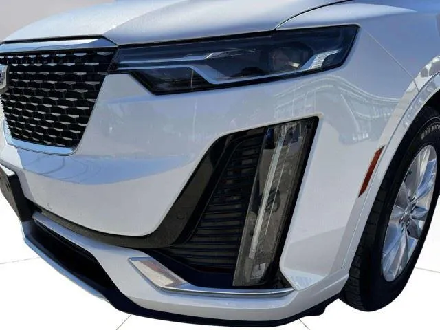 Cadillac XT6 photo 13