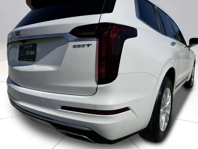 Cadillac XT6 photo 18