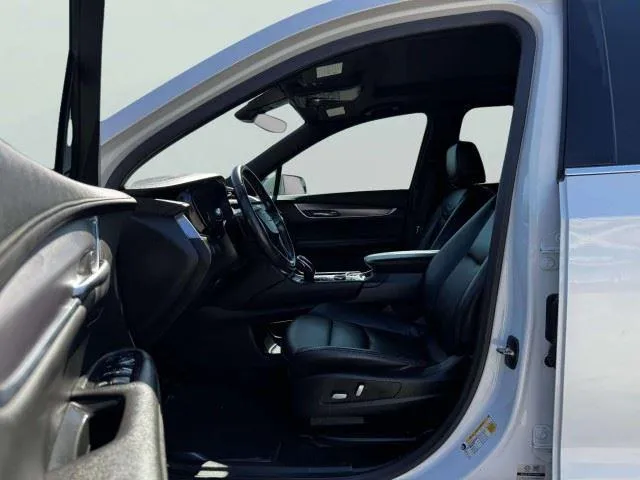 Cadillac XT6 photo 20